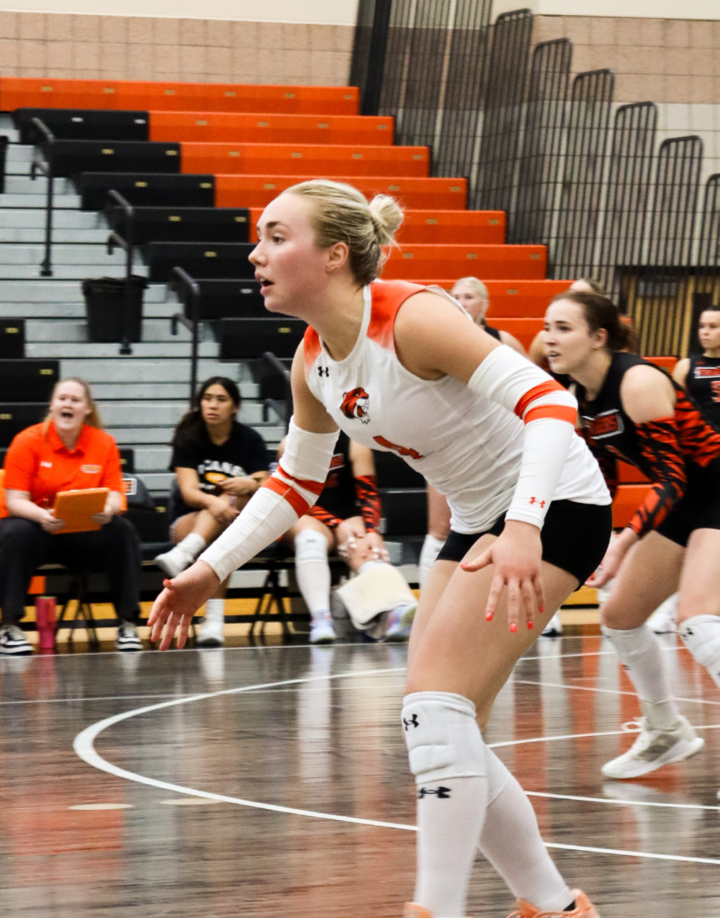 Volleyball has tricky back-to-back games