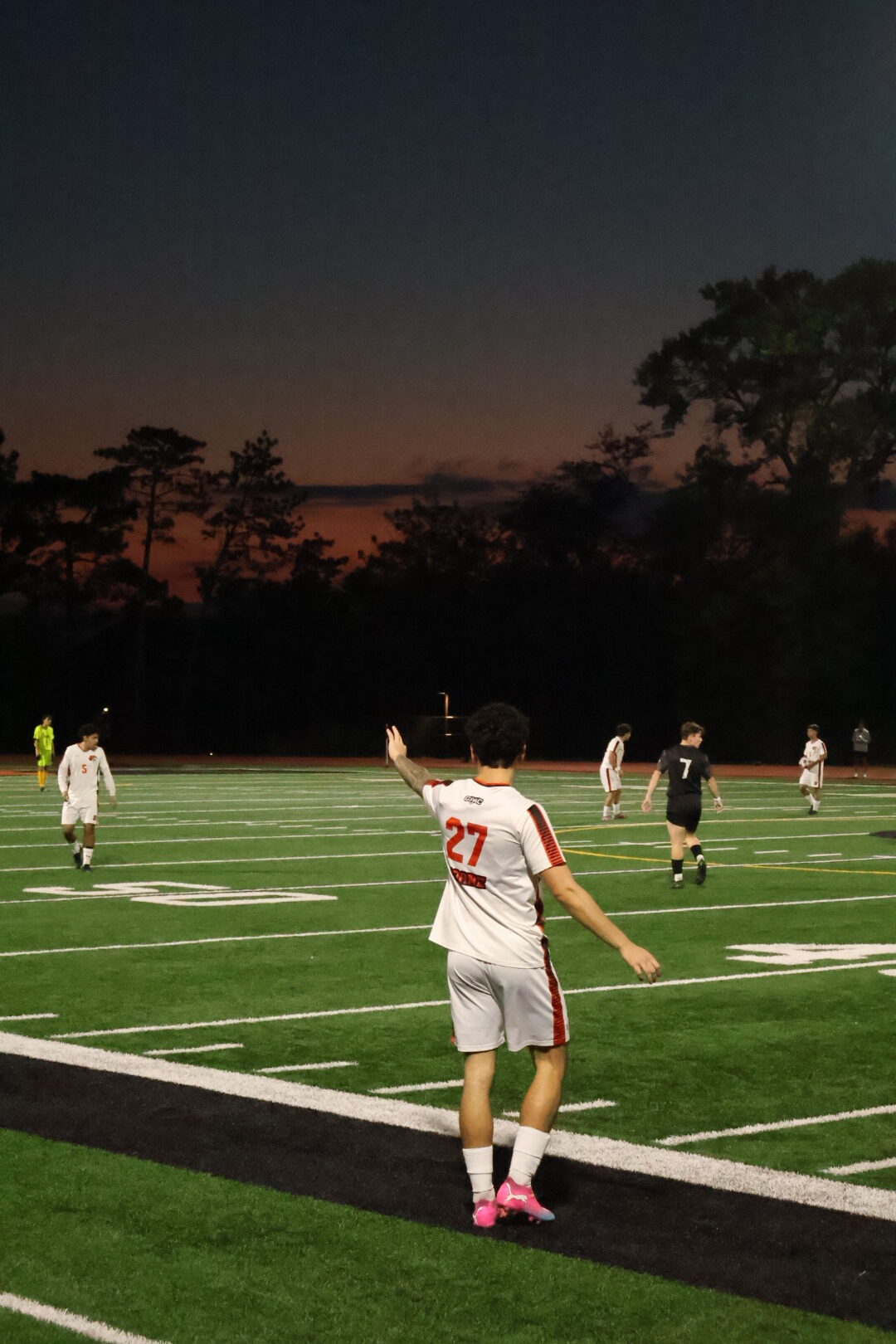 Men’s Soccer comes back after loss